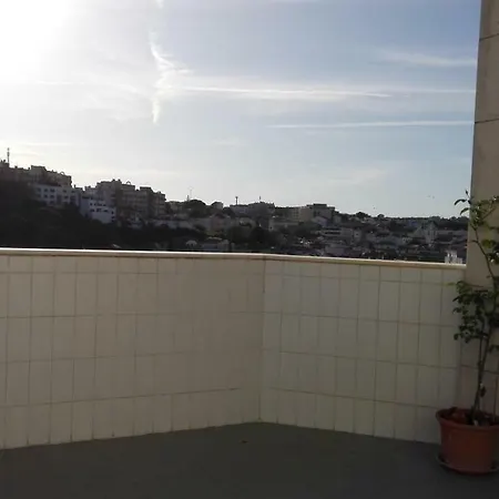 Casa No Centro Historico Δωμάτια σε οικογενειακή κατοικία Torres Novas