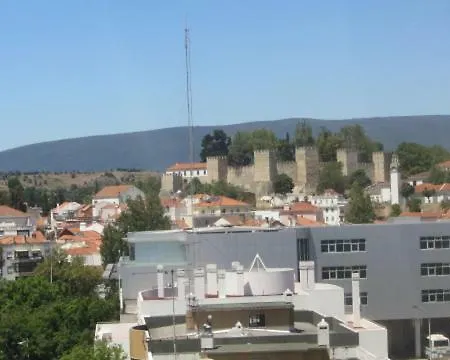 Casa No Centro Historico Torres Novas
